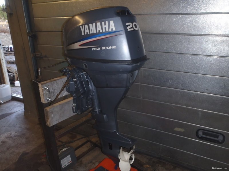 Yamaha 20 четырехтактный