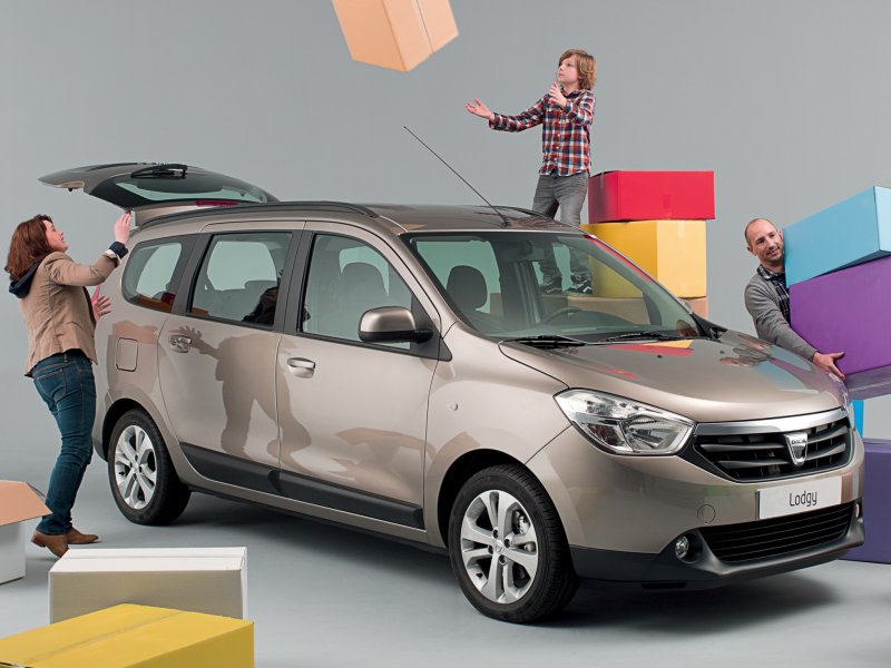 Renault Dacia Lodgy 2012