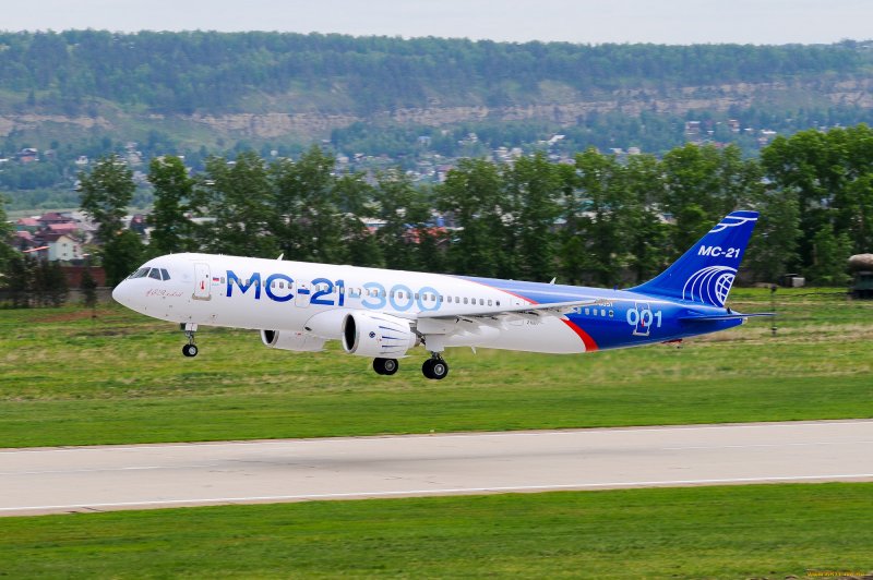МС-21 самолет