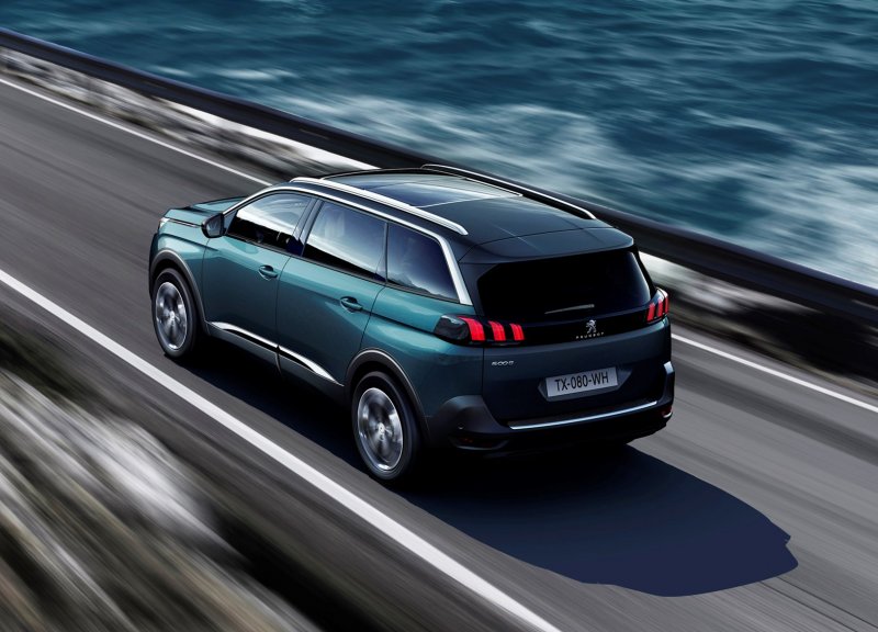 Peugeot кроссовер 5008