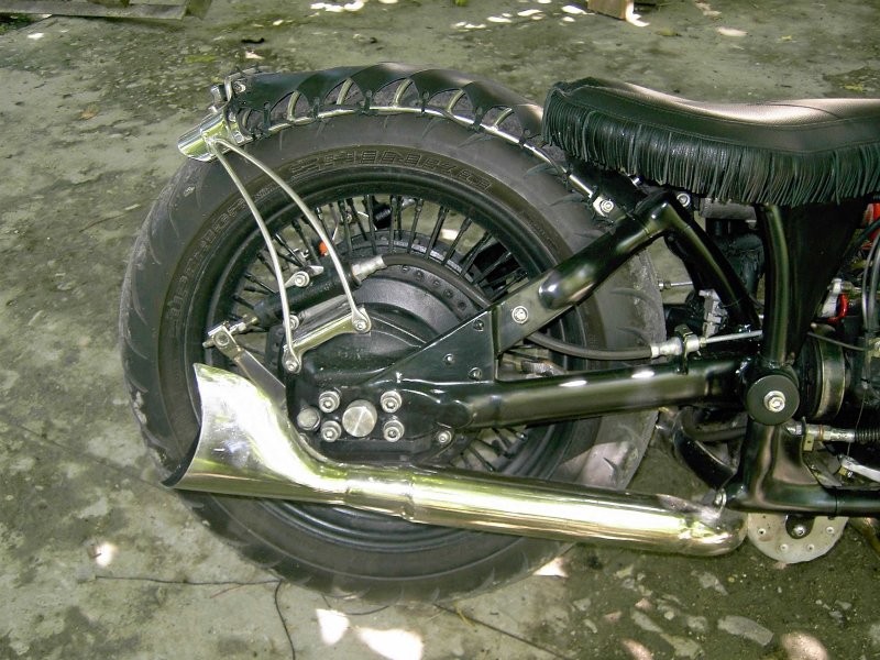 Triumf Bobber с укороченным крылом