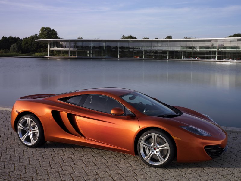 MCLAREN mp4-12c