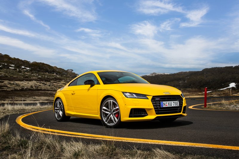 Audi TTS Yellow