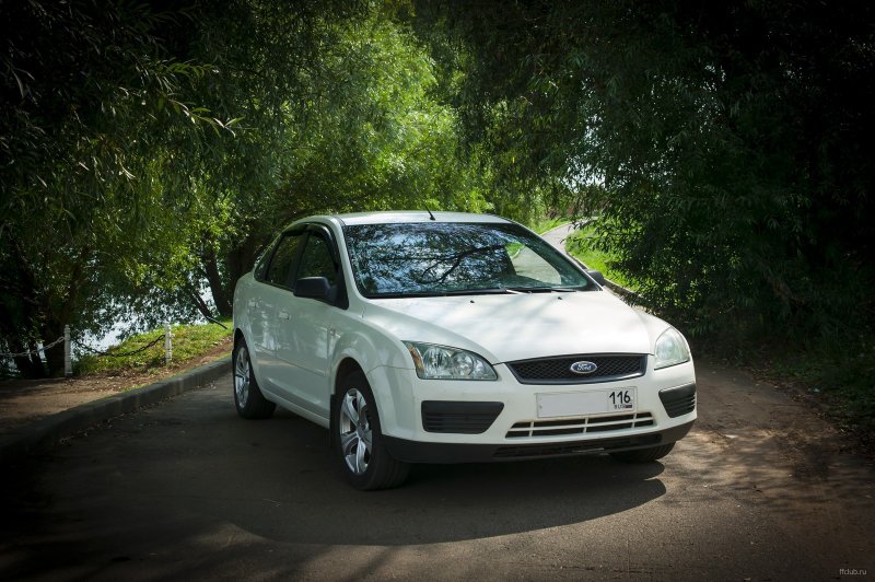 Ford Focus 2 белый