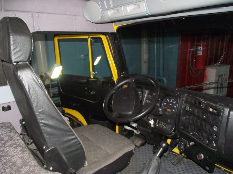 КАМАЗ 4308 салон кабины