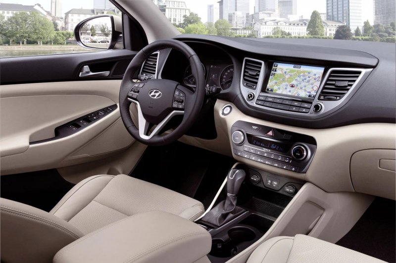 Hyundai Tucson 2016 салон