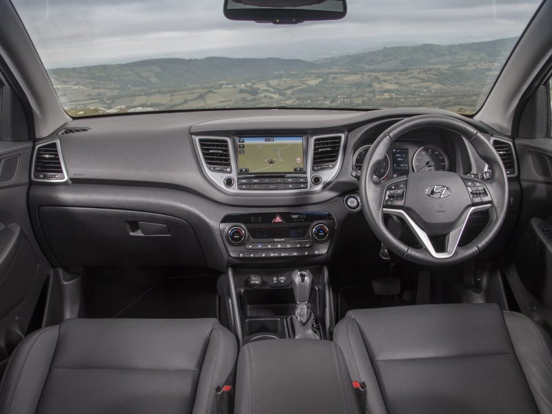 Hyundai Tucson 2016 салон
