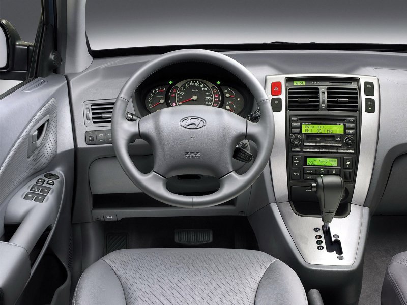 Hyundai Tucson 2008 салон