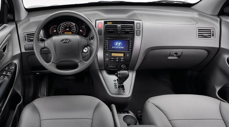 Hyundai Tucson 2006 Interior
