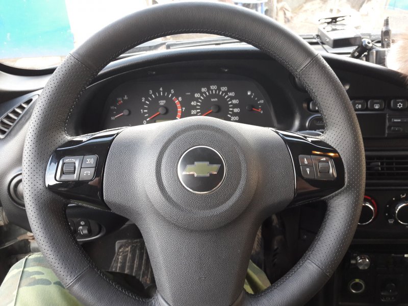 Chevrolet Niva мультируль