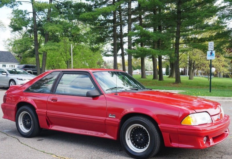 Ford Мустанг 1990