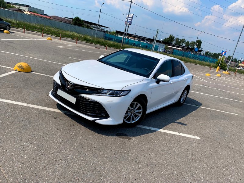 Camry xv70 стойка