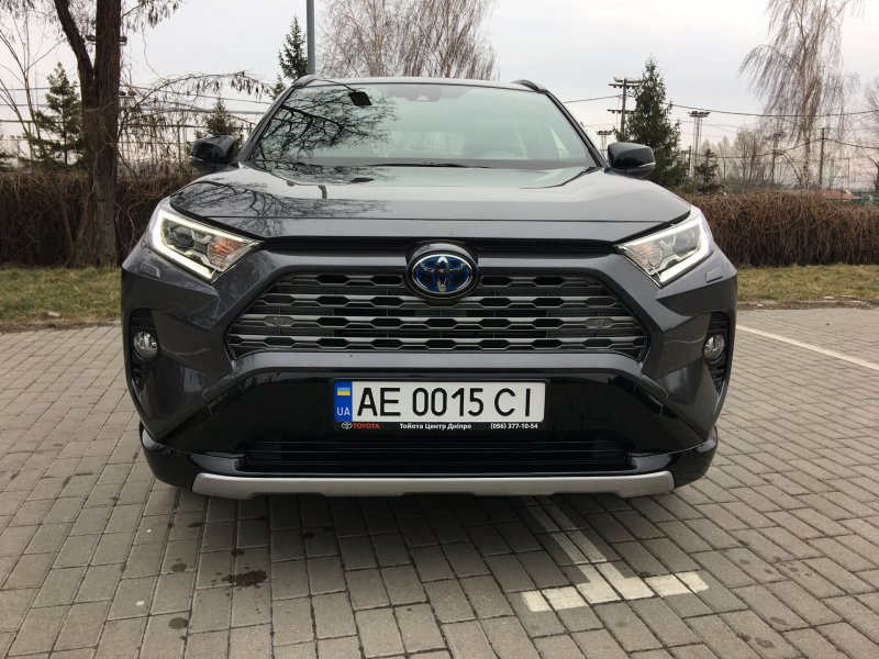 Toyota Isis обвес
