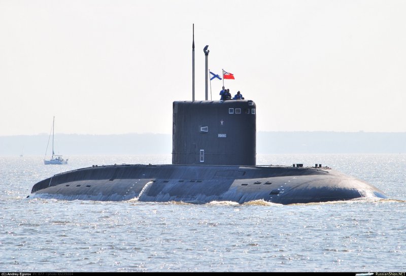 Дизель-электрическая подводная лодка б-402 «Вологда»