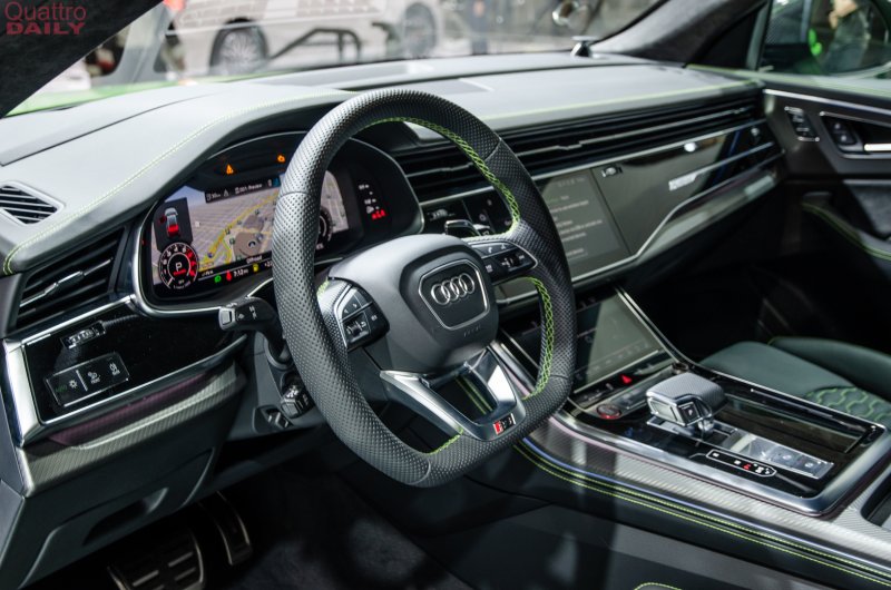 Audi q8 2019 салон