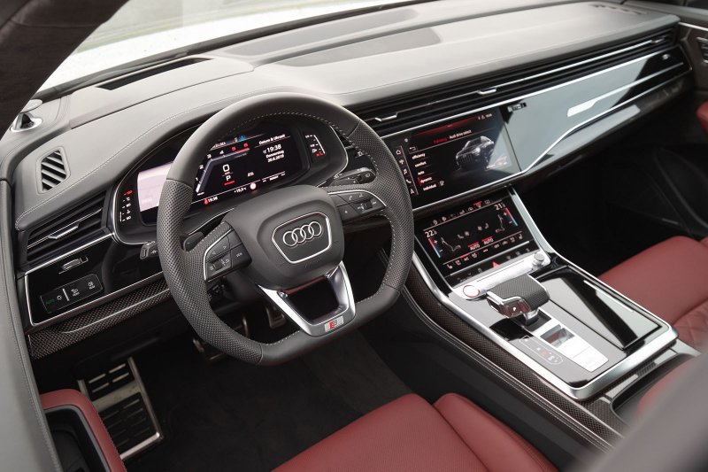 Audi g8 салон