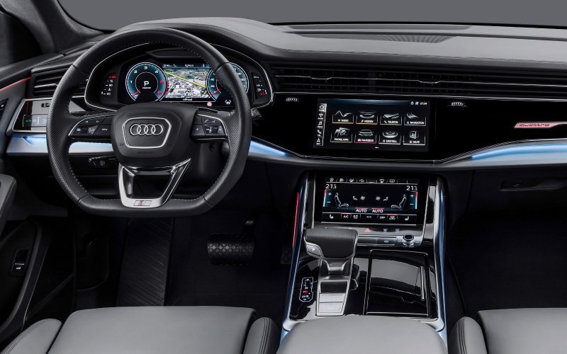 Audi q8 2019 салон