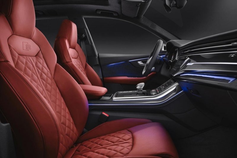 Audi q8 2020 салон