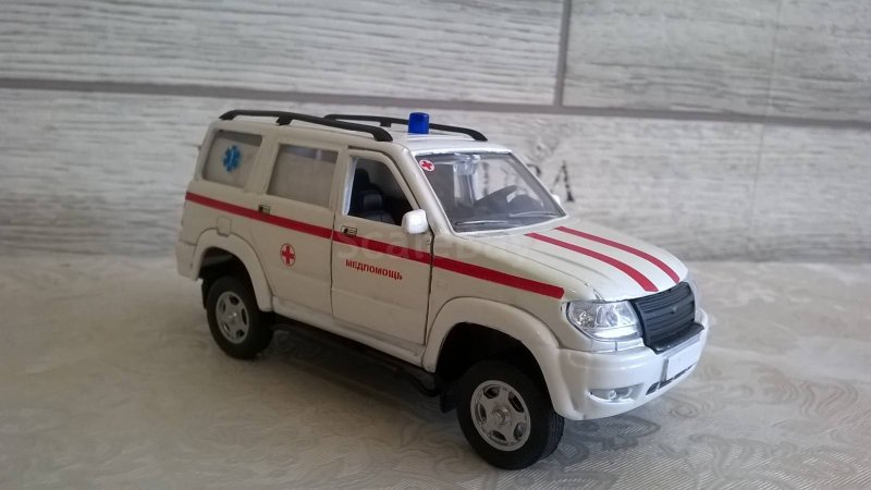 1 43 УАЗ Патриот скорая
