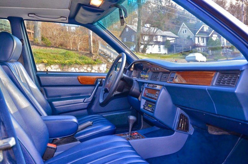 Mercedes Benz 190 w201 Sportline салон