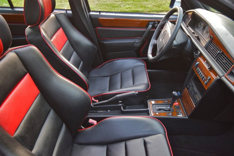 Мерседес w201 салон Sportline