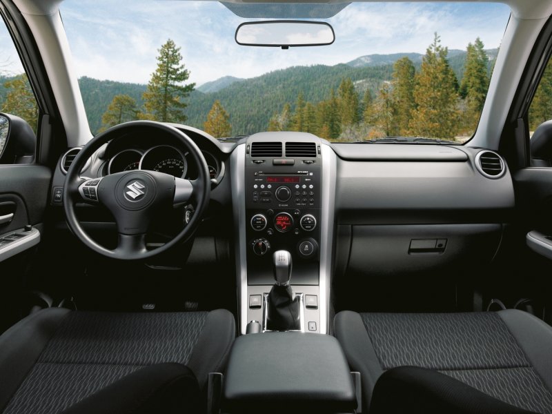 Suzuki Grand Vitara 2008 салон