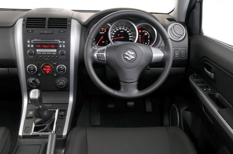 Suzuki Grand Vitara 2008 салон