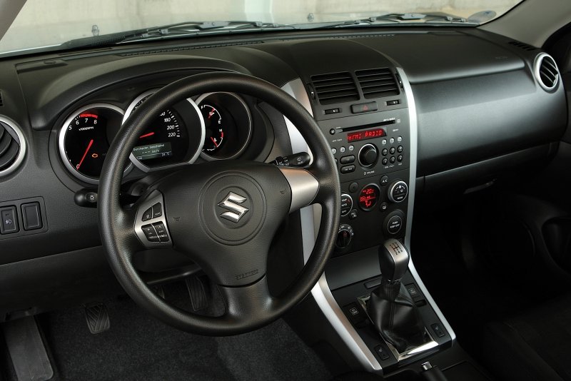 Suzuki Grand Vitara 2008 салон