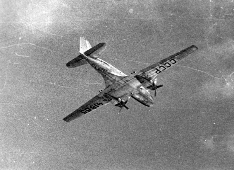 Ил-12 фото на аэродроме