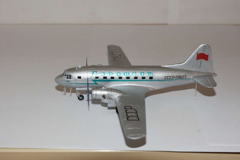 Amodel 1444 1/144 Ильюшин ил-12д