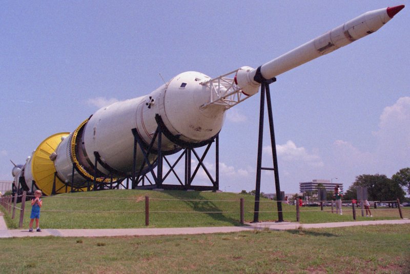 Saturn 5