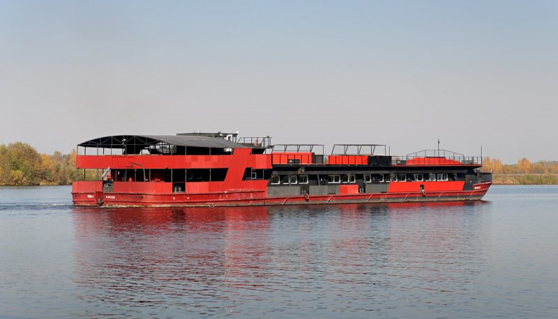 Баржа Рио 1