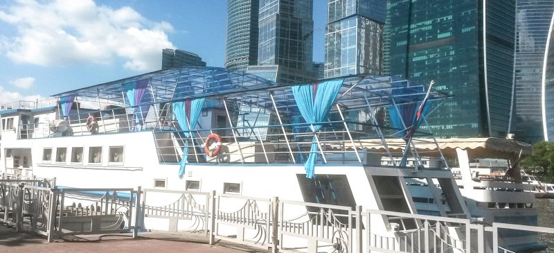 Ривьера корабль Москва