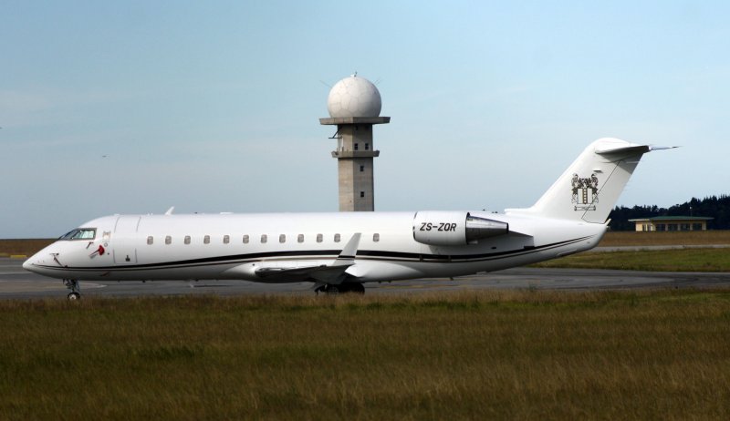 CL-600-2b19 самолет