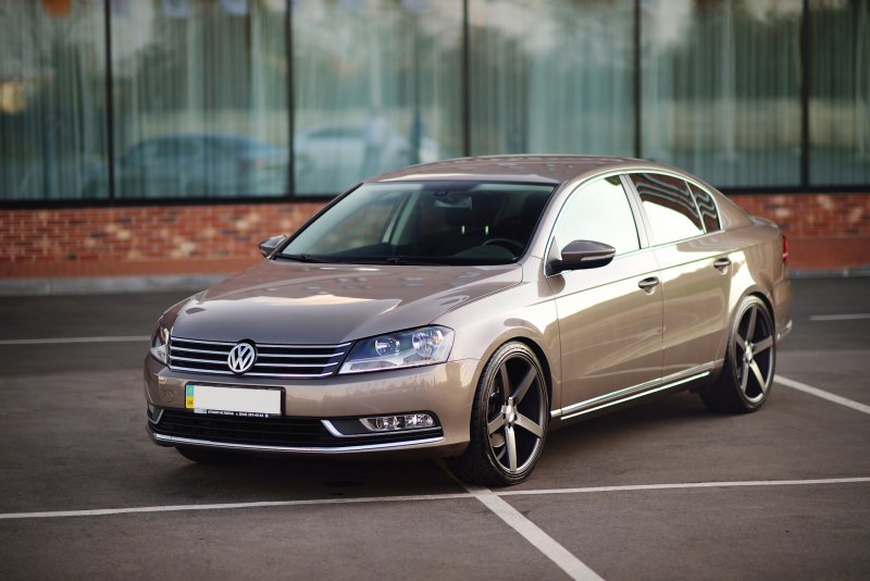 Volkswagen Passat b7 черный