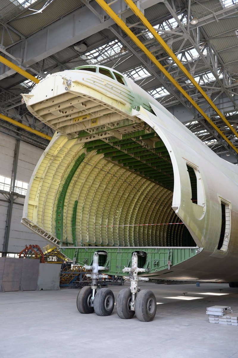 Ан225 Мрия на стапелях