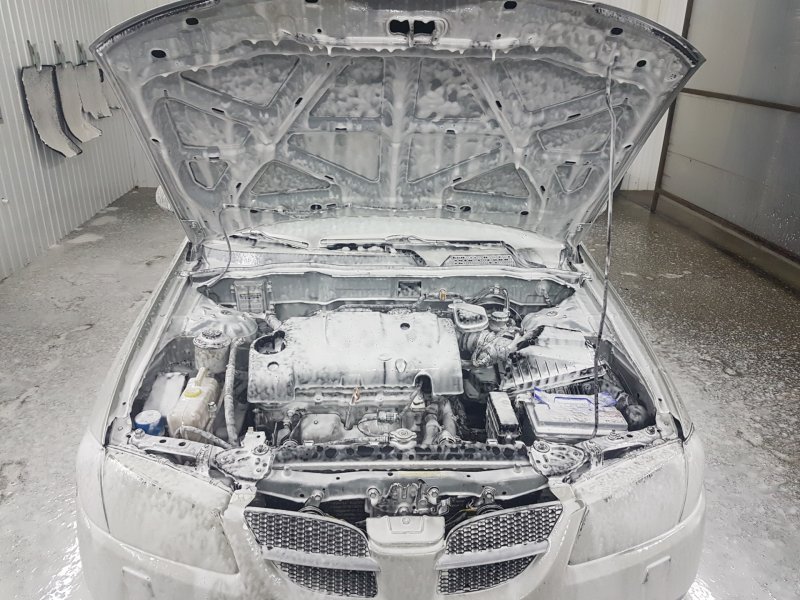 Nissan Almera n16 под капотом