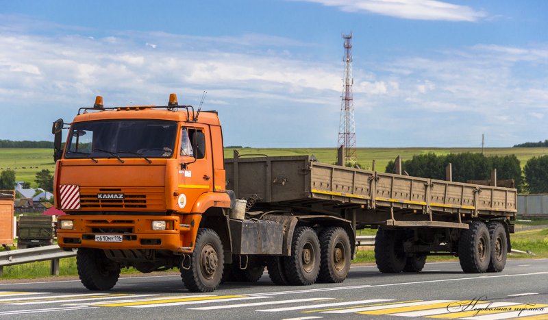 КАМАЗ трал с КМУ