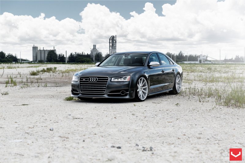 Ауди s8