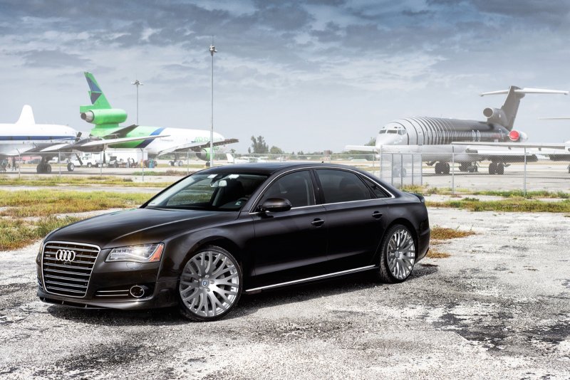Audi a8l Black