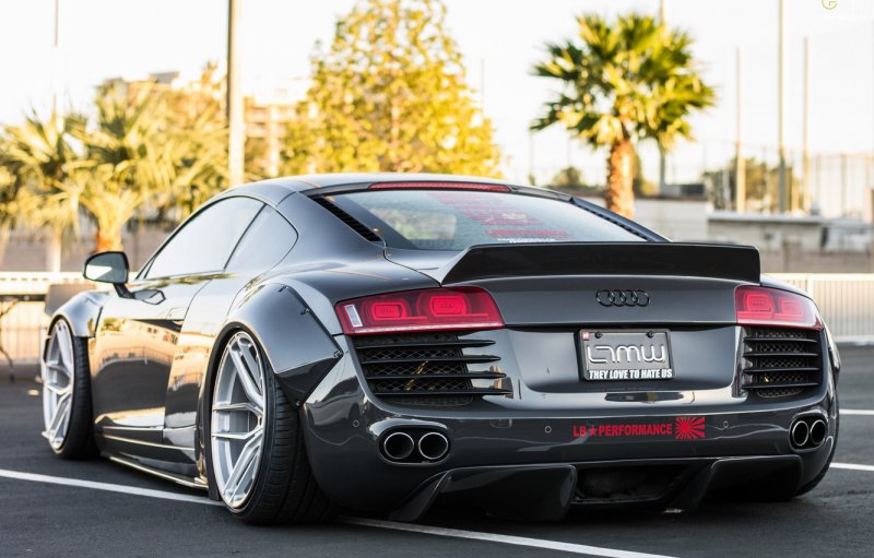 Audi r8 Tuning Black
