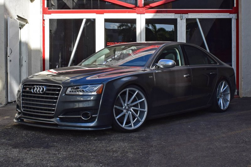 Audi s8 d4 stance