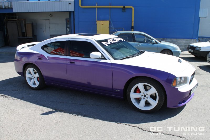 Тёмно-зелёный металик Charger srt8