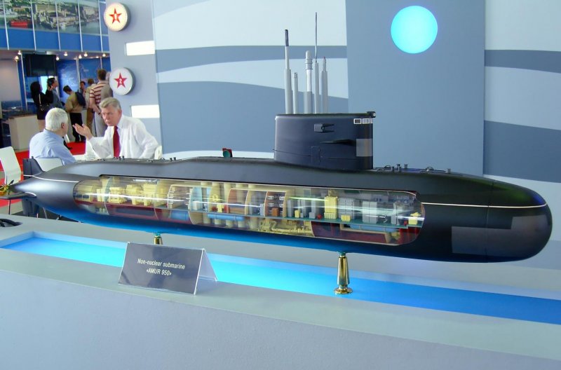 Подводная лодка "Амур 1650"