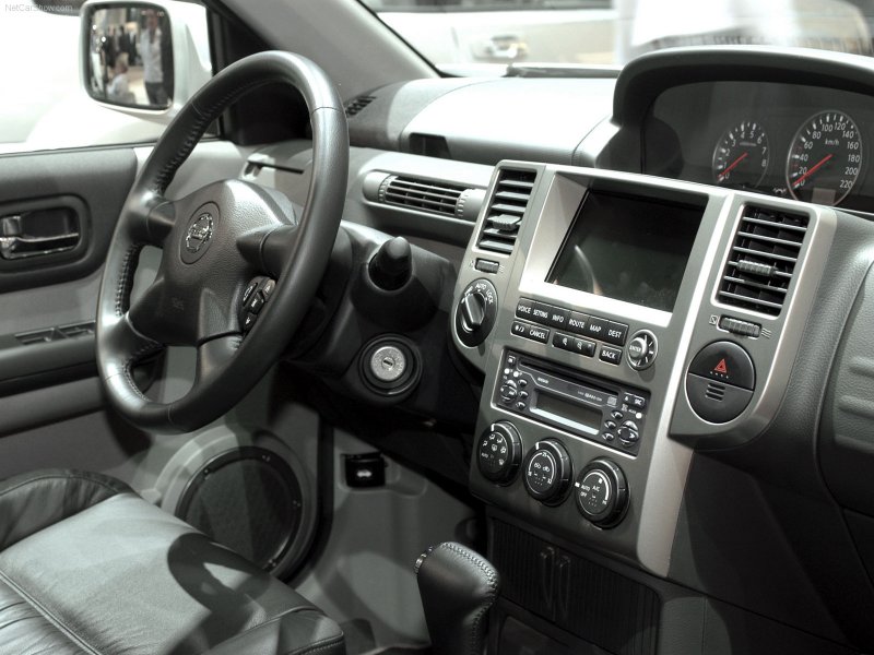 Nissan x-Trail t30 салон