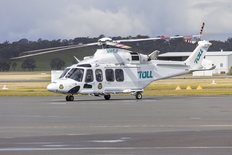 Aviatis AGUSTAWESTLAND aw139.