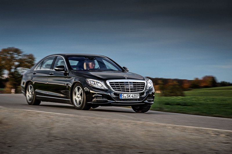 Mercedes-Benz s 500 4m