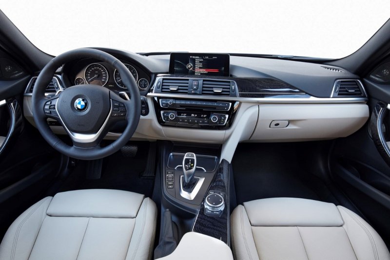BMW 320i салон 2017