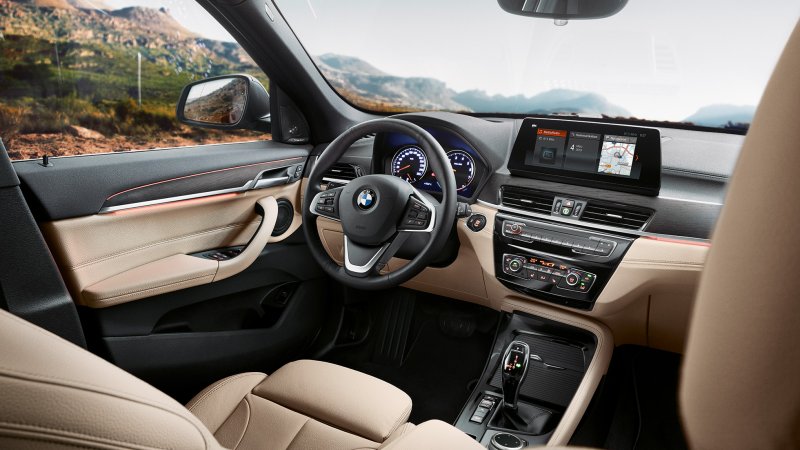 BMW x1 2021 салон