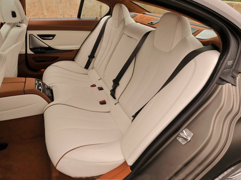BMW 6 Gran Coupe салон
